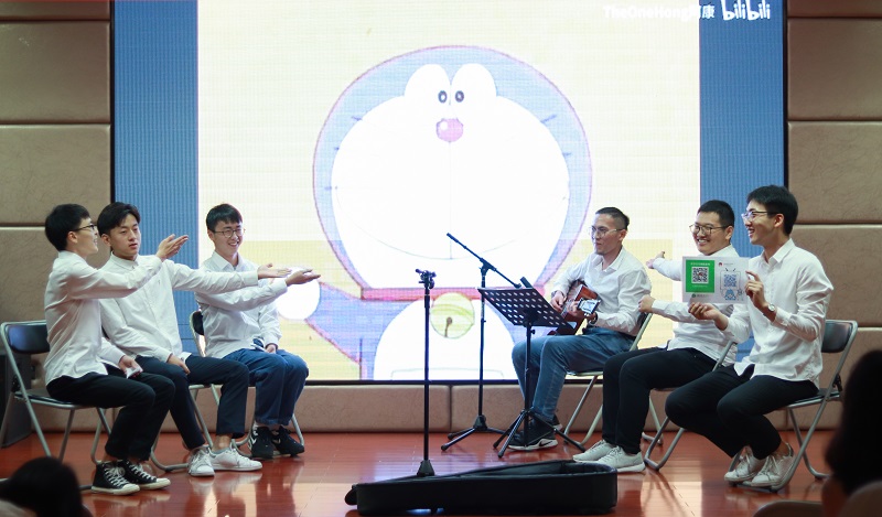 图8 歌曲串烧《哆啦A梦伴我行》.jpg